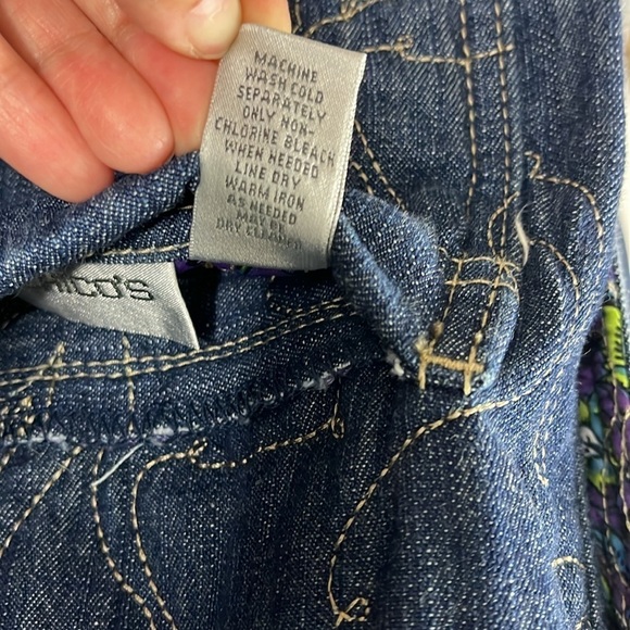 Chicos Reversible Quilted Denim Paisley Button Jacket Womens Size 2 Country Boho - Picture 13 of 13